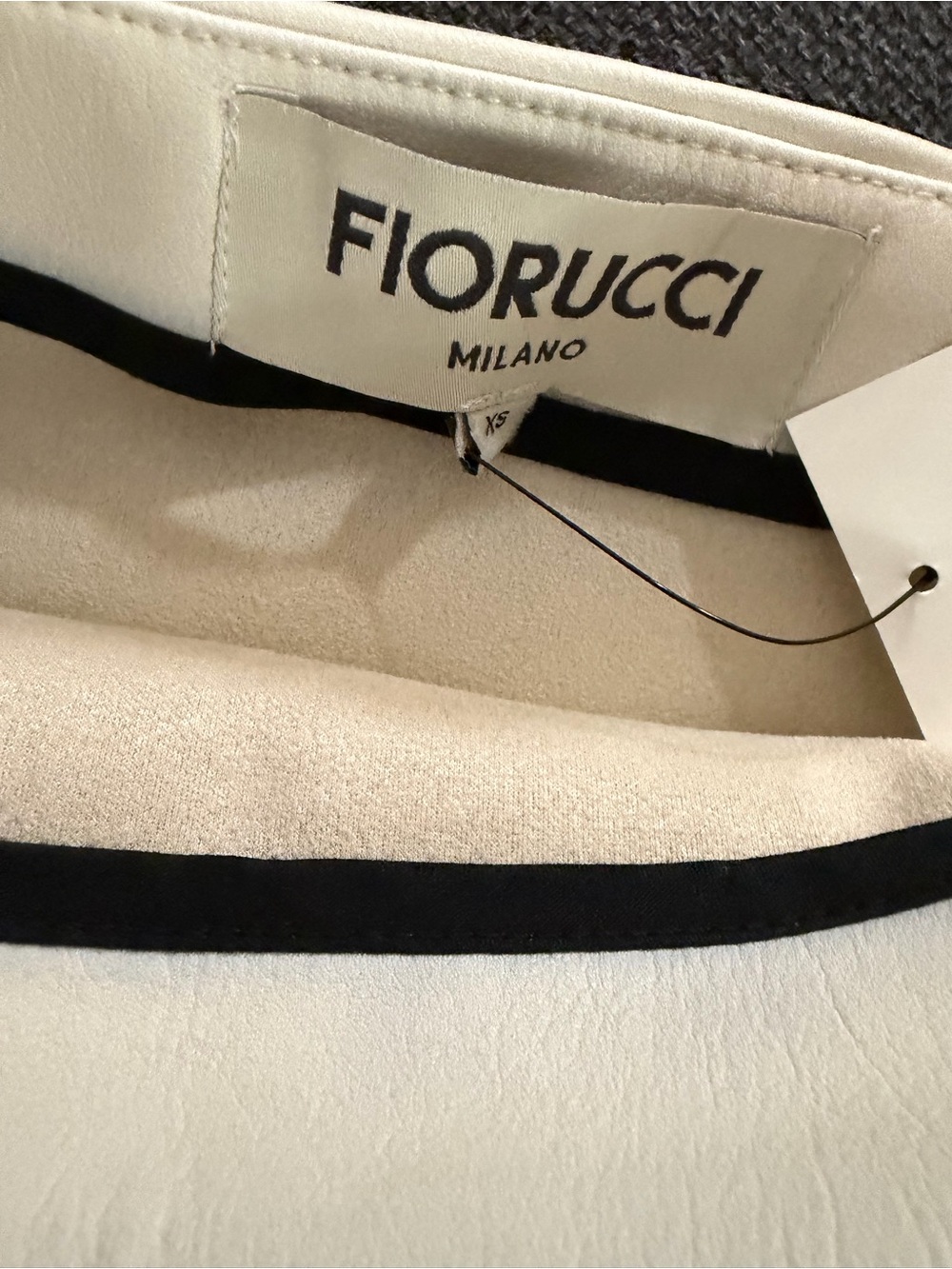 Fiorucci Milano Leathet Graphic Scenic Print Skirt in Cream and Navy - Picture 3 of 6